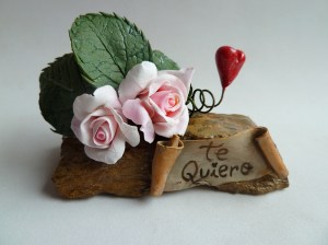 centro-floral-porcelana-rusa-2-rosas-regalo-san-valentin-1